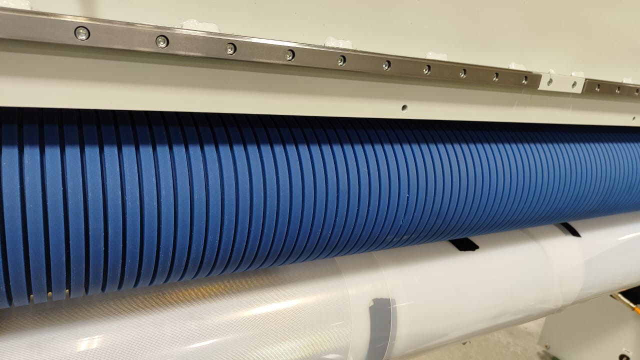 Polyurethane roller surface in machinery